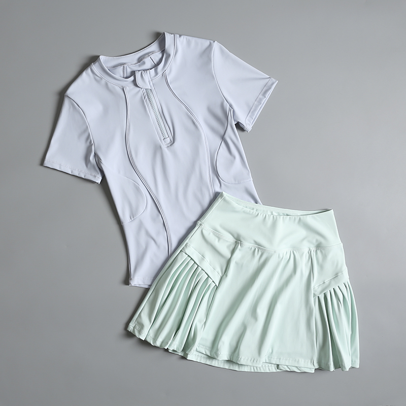 Running sports suit for women  - Badminton Junior review and price